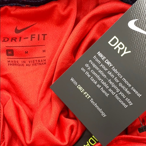 NIKE Women’s running shorts with Dri-Fit Technolog - Picture 7 of 9